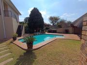 10 Bedroom House in Zwartkop