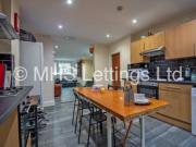 10 Bedroom Mid Terraced House for rent in Regent Park...