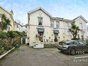10 Bedroom Semi Detached House
