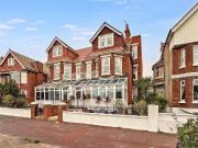 10 bedroom semi detached house for sale