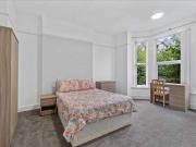 10 Bedroom Terraced House