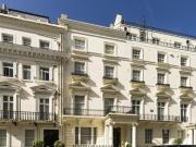 10 Bedroom Terraced House For Sale In London