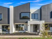 10 Bohemian Road, Sunbury, VIC 3429