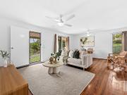 10 Bradford Ct, Mansfield QLD 4122 House For Rent | Domain