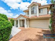 10 Deborah Place, WESTLAKE, QLD 4074 10 Deborah Place, WESTLAKE, QLD 4074