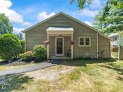 10 Hale Drive