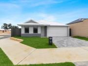 10 Longwood Way, Lakelands, WA 6180