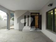 10 Marla 03 Bedrooms House Available For Rent In Askari...