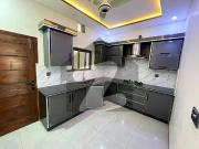 10 marla 35x70 brand new luxury corner house for sale...