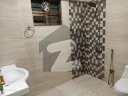10 marla 3 bed flat available for rent with gas in...