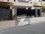 10 marla 3 bedroom house available for rent