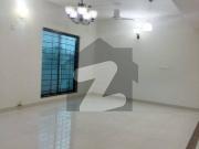 10 Marla 3 Bedroom Modern Apartment With Spectacular...