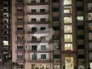 10 marla 3 bedrooms apartment available for sale