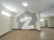 10 Marla 3 Bedroom'S Ground Floor Flat Available For...