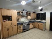 10 marla 4 bedroom house available for sale