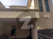 10 marla 4 bedrooms sd house available for rent