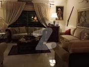 10 Marla 4 Bedrooms Villa For Sale in Phase 8 near...