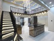 10 MARLA 6 Bedrooms With Mezzanine Luxury House For Sale...