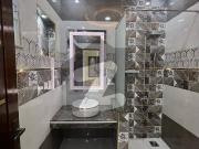 10 marla beautiful house 5 bedroom double unit