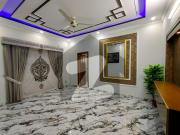 10 Marla Beautiful House Amazing Finishing Bahria Town...