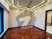 10 Marla Beautiful House For Sale