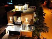 10 Marla Beautiful House For Sale