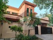 10 Marla Beautiful House for Sale in Askari 11 Lahore |...