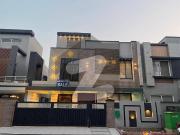10 marla beautiful house for sale in overseas a block...