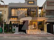 10 marla beautiful house for sale in tulip block sector...