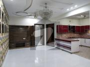 10 Marla Beautiful House In Bahria Town Phase 3