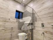 10 marla beautiful house with gas installed available...