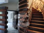 10 Marla Beautiful Like New House For Rent 4 Bedrooms...