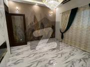 10 Marla Beautiful Used House for Sale in Takbeer Block,...