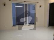 10 marla beautifull new house availble for rent bahria...
