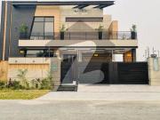 10 Marla Beautifully Designed Luxurious House For Sale...