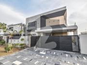 10 Marla Beautifully Designed Modern House For Sale DHA...