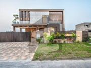 10 Marla Beautifully Designed Modern House for Sale DHA...