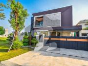 10 Marla Beautifully Designed Modern House for Sale DHA...