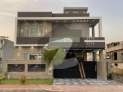 10 Marla Boulevard Sun Facing House for Sale Bahria...