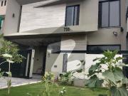 10 Marla Brand New beautiful stylesh House for rent in...