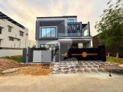 10 Marla Brand New Facing Park For Sale In Valencia Town...
