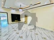 10 Marla Brand New House Available For Rent Near Park...