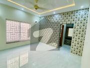 10 Marla Brand New House For Rent In Park View City Lahore