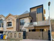 10 Marla Brand New House For Sale