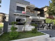 10 Marla Brand New House For Sale