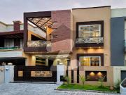 10 Marla Brand New House For Sale