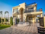 10 marla brand new house top loction near to park near...