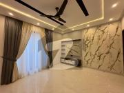 10 marla brand new luxery house for sale in iqbal block...