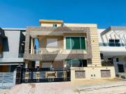 10 Marla Brand New Luxury House For Sale Bahria Town...