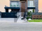 1 Kanal Brand New Luxury Spanish Design House For Rent...